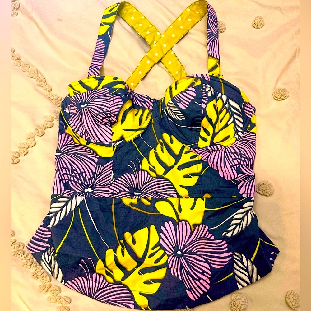 Hollister Cropped Corset Top Tropical Floral 🌺